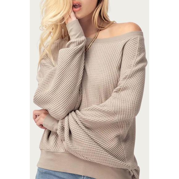 Urban Daizy Horseshoe Knit Vest